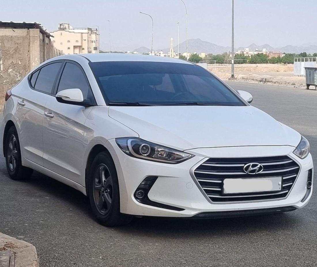 Location Hyundai Avante &agrave; M&eacute;dine pas cher
